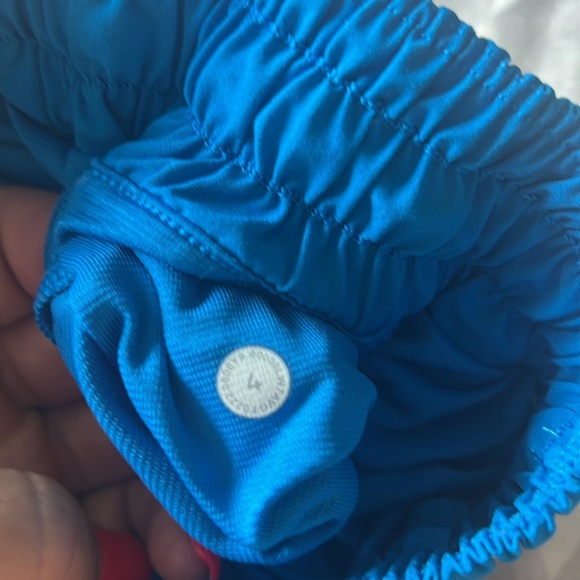 LuLu Shorts - Picture 3 of 4